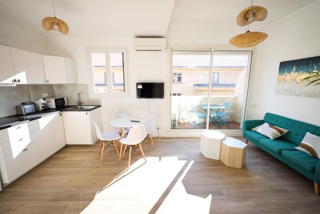 Ferienwohnung Cosy Pied A Terre Rue Corneille, Coeur Marseille, 4 Pers, 2 Ch Exterior foto