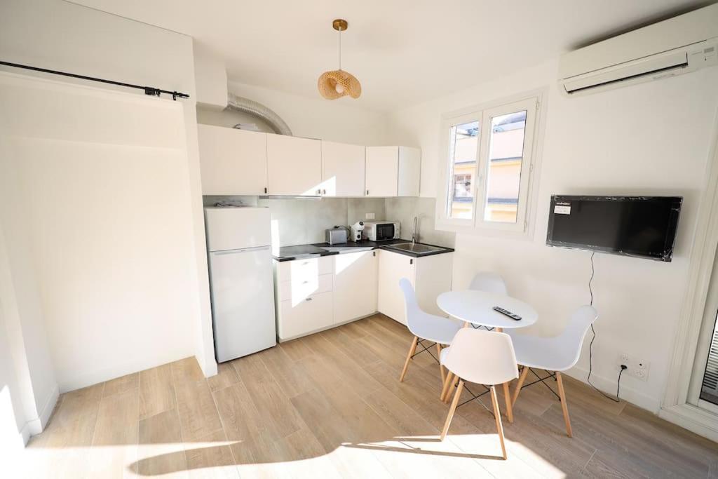 Ferienwohnung Cosy Pied A Terre Rue Corneille, Coeur Marseille, 4 Pers, 2 Ch Exterior foto